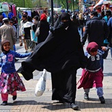 Study Examines the Situation of Muslims in Britain