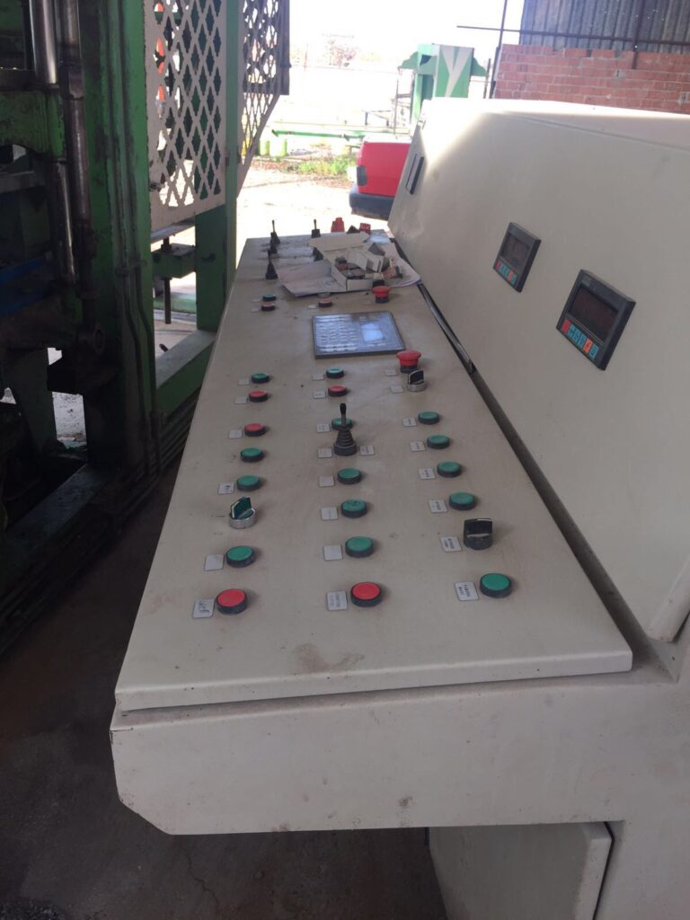 Used Fully Automatic Block Making Plant