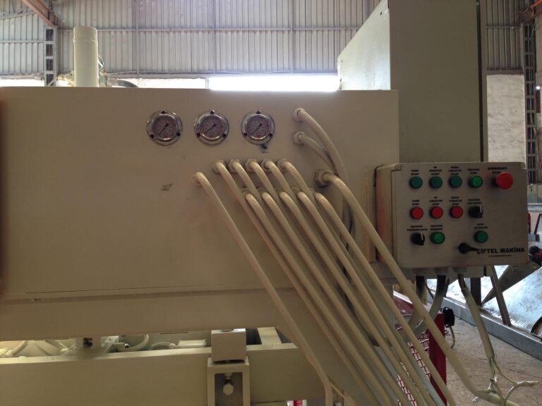 CM-8 Mobile Block Making Machine